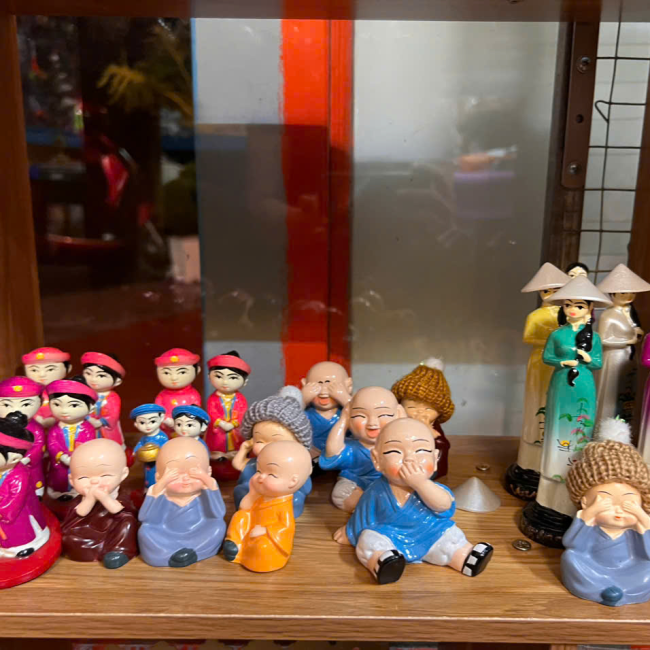 Gift Shop 028